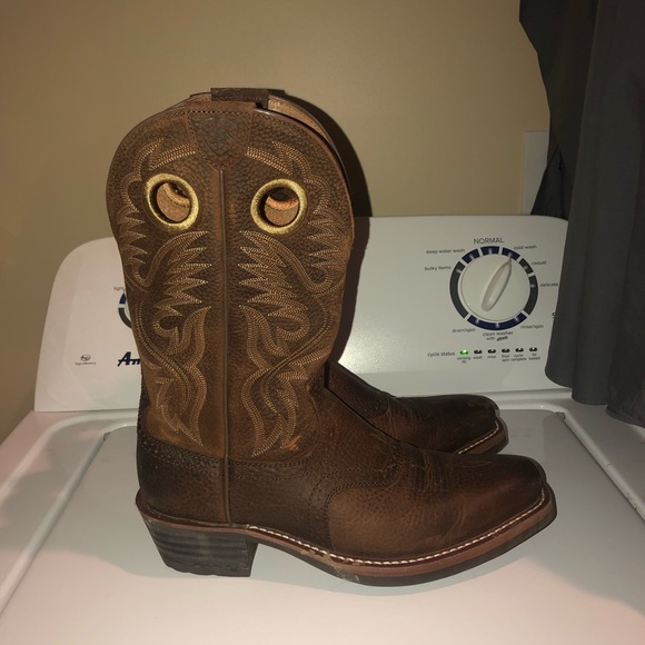 Ariat Other - Men’s 8.5 D Ariat Boots